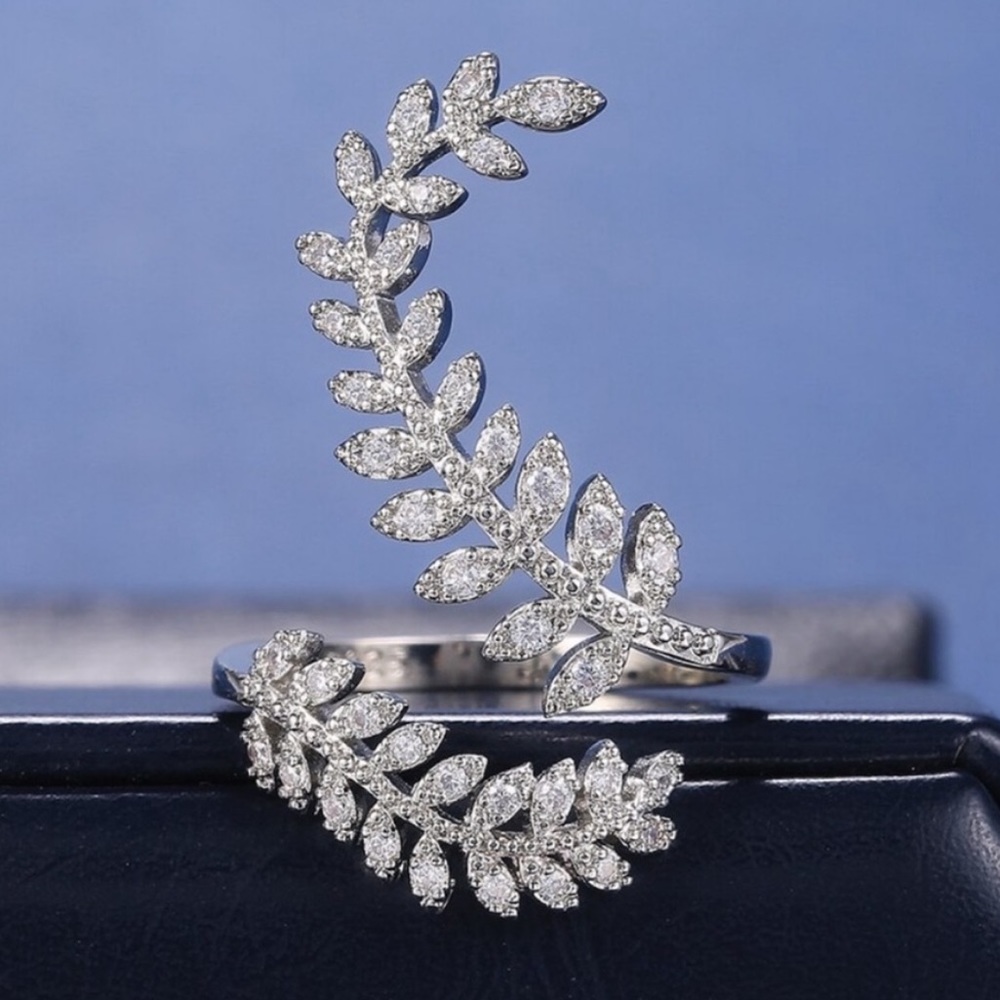 💯 NEW ADJUSTABLE 925 STERLING SILVER DIAMOND RING, CUTE RING, SHINY RING.
